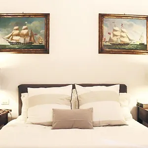 3* Bed & Breakfast Casa Chinaski
